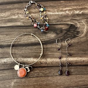 Lot of stone jewelry-Gold, silver, and colorful stones